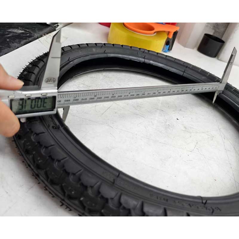 新品 16インチホイールタイヤ 16x2.125。ガソリンス - Scooter Tire のレビューと価格